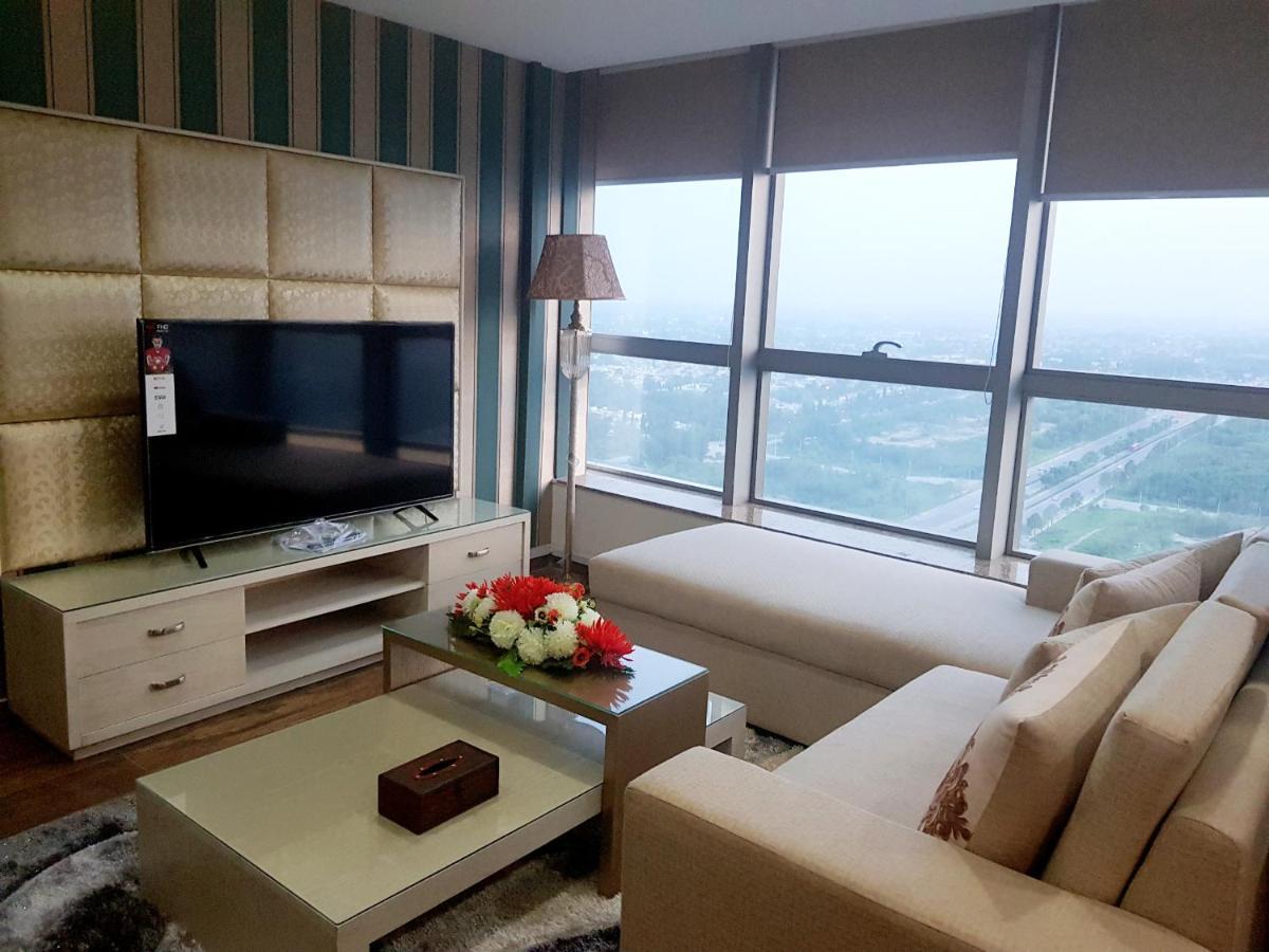 Appartamento Royal Residencia Centaurus Islamabad Esterno foto