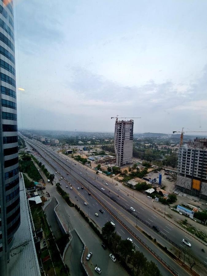 Appartamento Royal Residencia Centaurus Islamabad Esterno foto